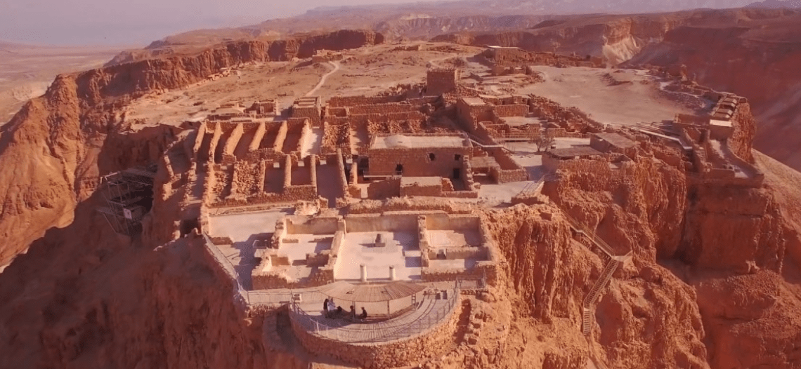 Masada - starożytna forteca - screen YouTube